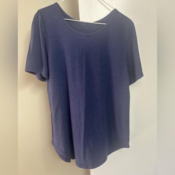 Lululemon Love Tee - Picture 1 of 2